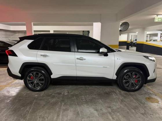 TOYOTA RAV4 2.5 VVT-IE HYBRID SX CONNECT AWD CVT TOYOTA RAV4 2.5 VVT-IE HYBRID SX CONNECT AWD CVT